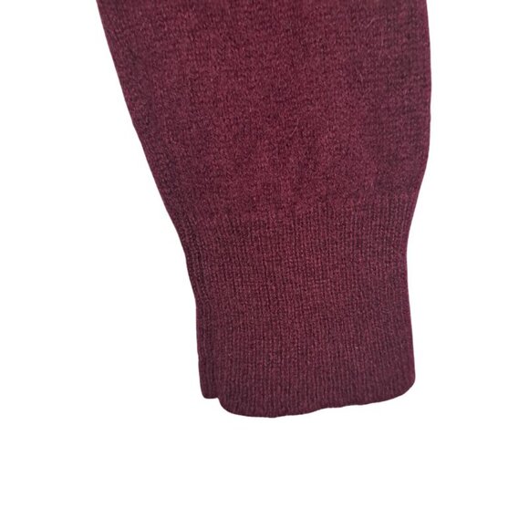 Lord & Taylor 100% Cashmere V-Neck Plum Sweater Size S - Picture 5 of 8